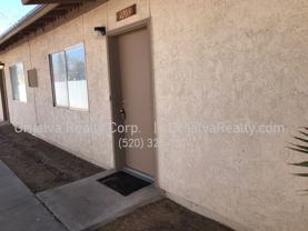 2709 N. Fair Oaks   Maintenance - Photo 1 of 1