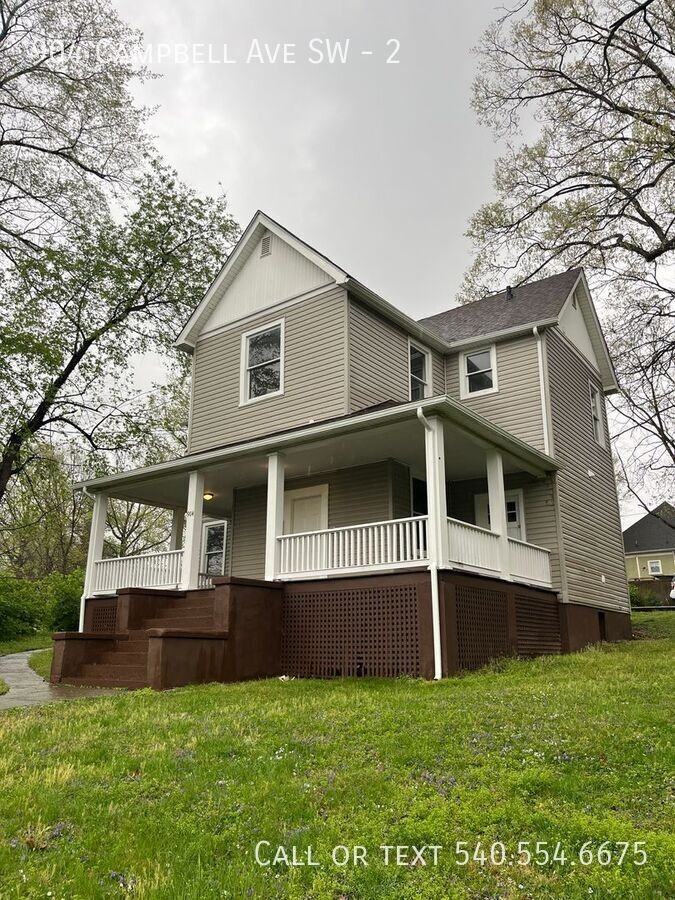 904 Campbell Avenue Southwest #2 - Photo 2 of 10