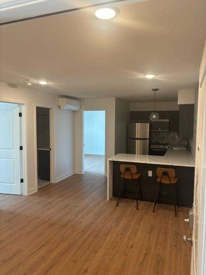 Rosewood Apartments - Photo 4 of 20