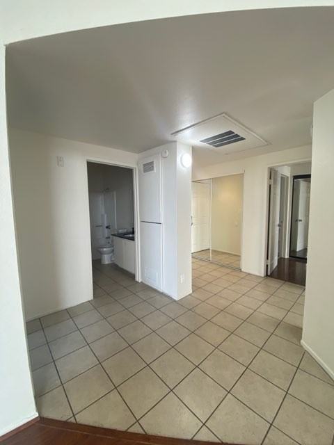 4343 Whitsett Ave #303 - Photo 7 of 16