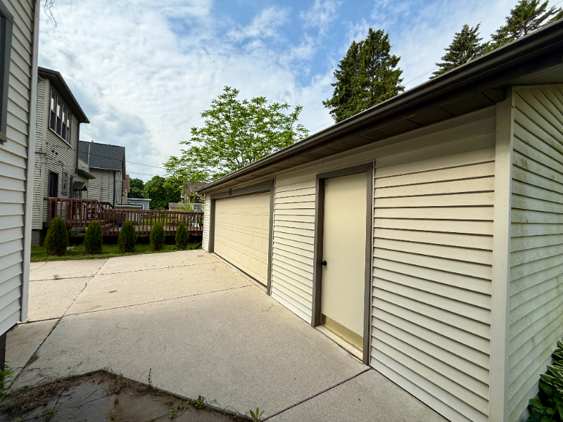 1724 N 7th St - Photo 2 of 11