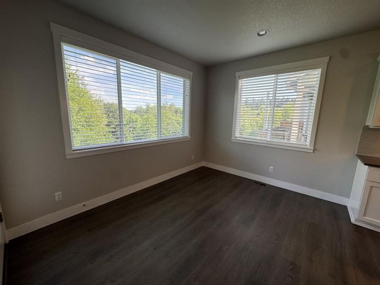 6566 Ne Rainsong Ln - Photo 7 of 21