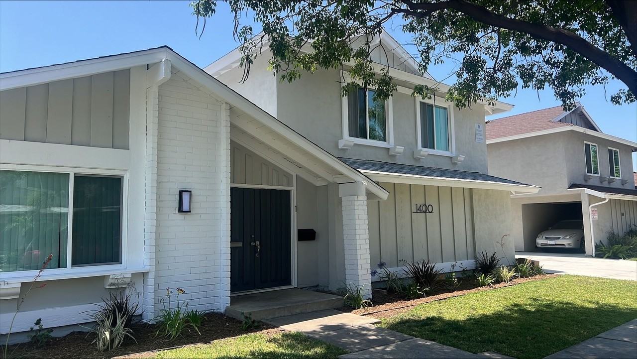 Upstairs 2 Bed 1 Bath in La Habra, Fully Renovated! 1 Car Garage Included! - Photo 2 of 35