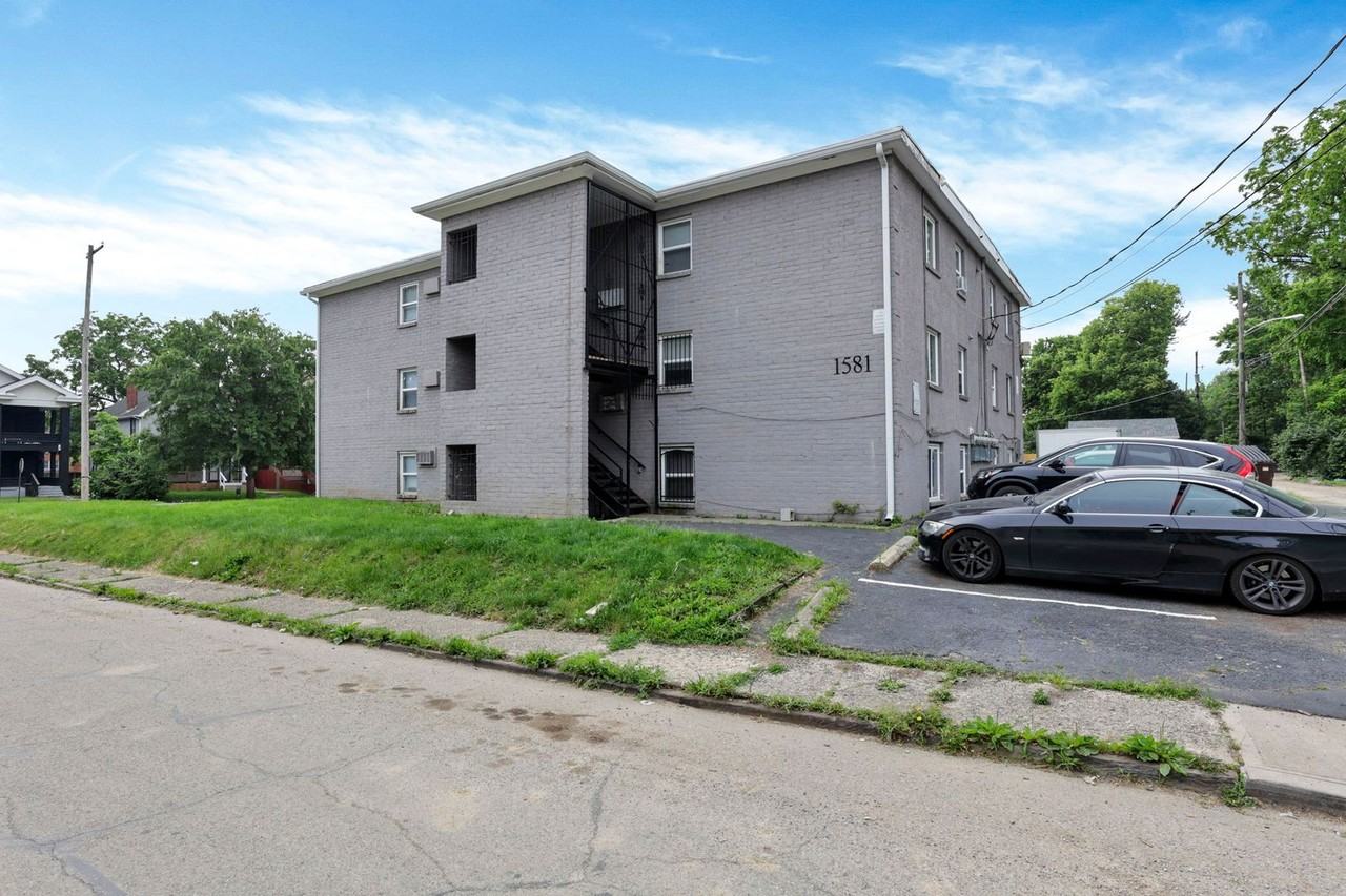 1581 E Mound St #2D - Photo 4 of 30