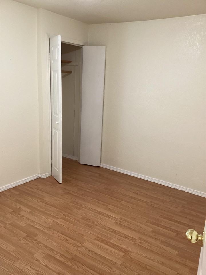 145 Northeast 1st Street *New* - Photo 3 of 13