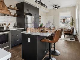 featured image of 533 W Park St