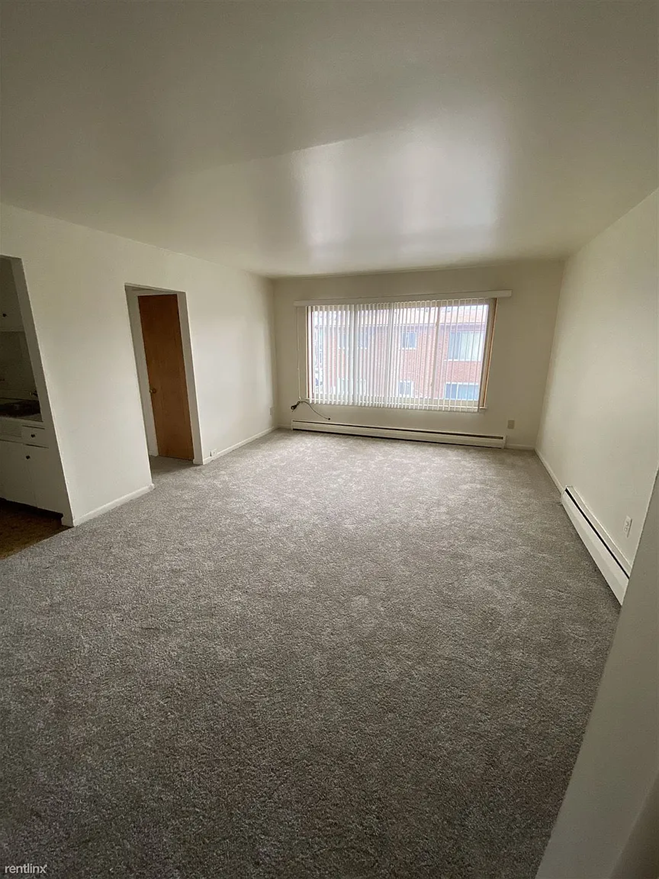 17161 Denver Street - Photo 2 of 21