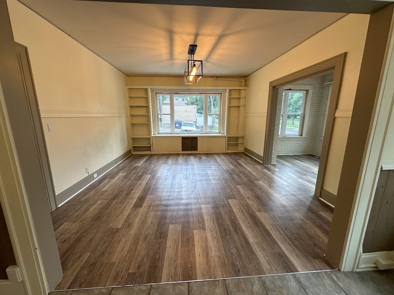 119 13th Street North - Photo 2 of 17