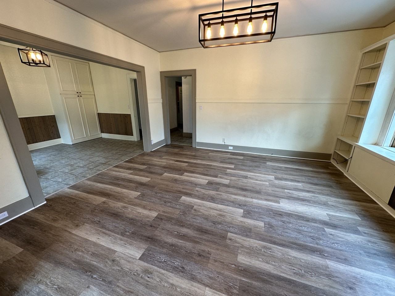 119 13th Street North - Photo 4 of 17