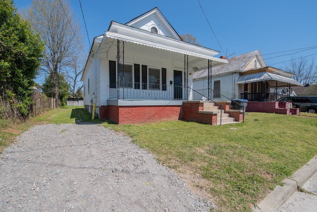 1921 Fenwick St - Photo 2 of 33