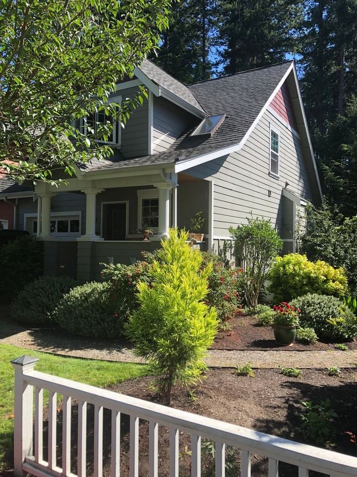 1300 Stonecress Ln Ne - Photo 3 of 20