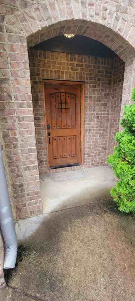 1120 Overlook Dr - Photo 2 of 28