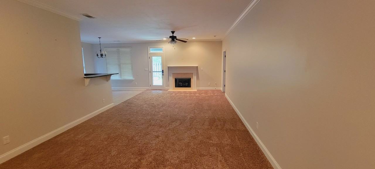 1120 Overlook Dr - Photo 3 of 28