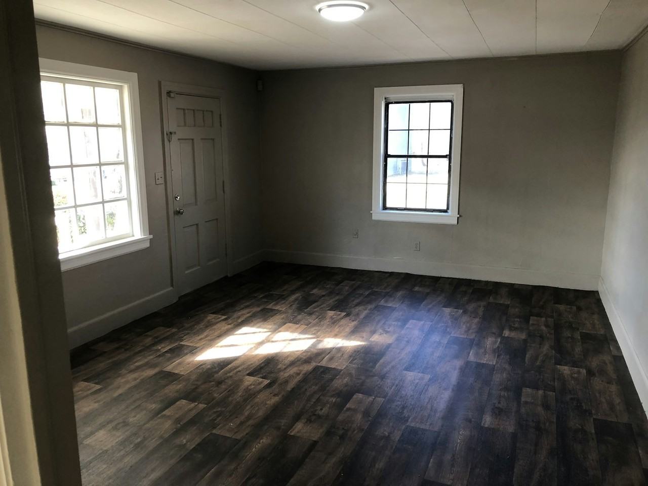 1528 Reed Street - Photo 3 of 7