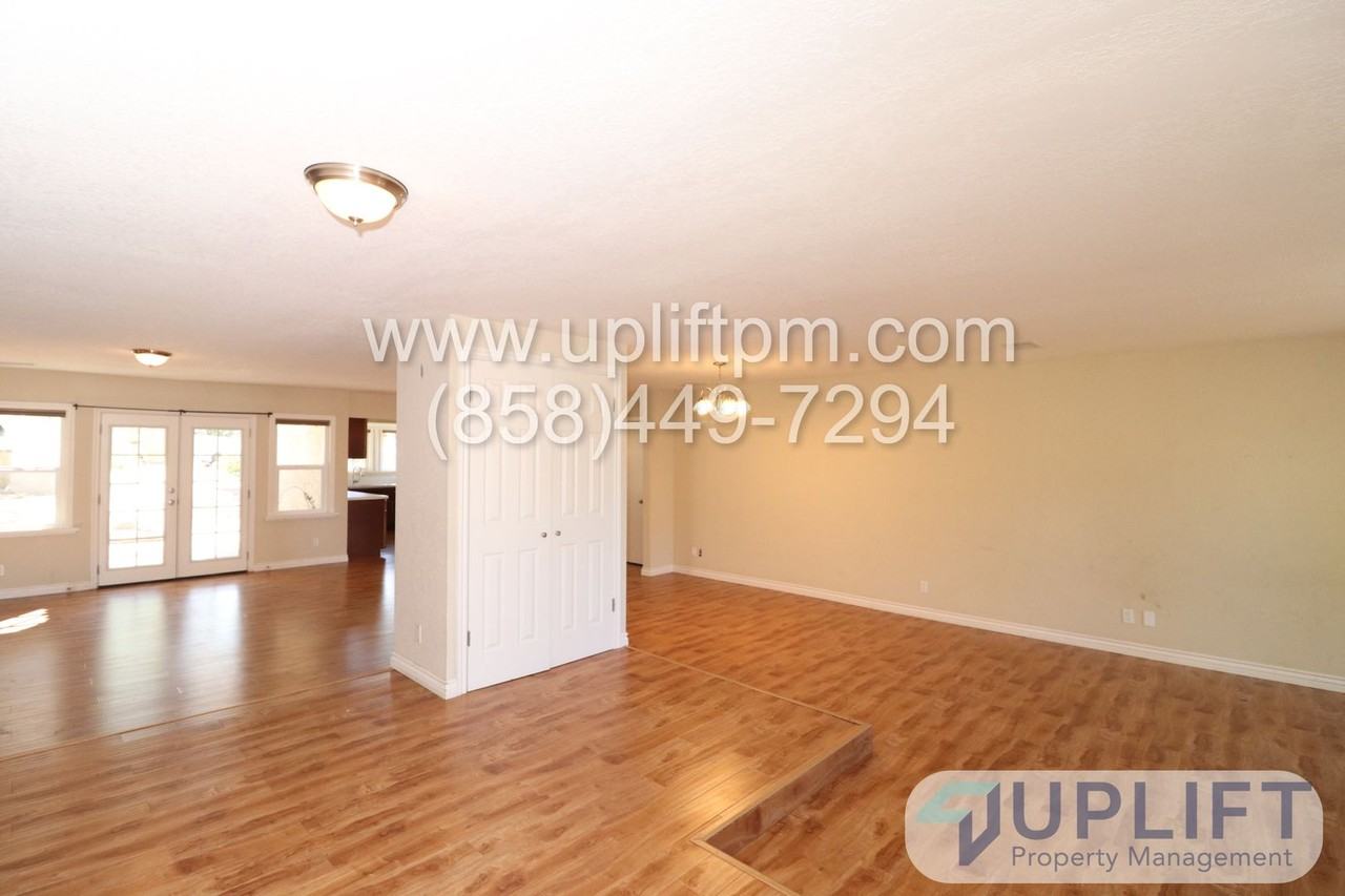 15817 Fecanin Way - Photo 3 of 26