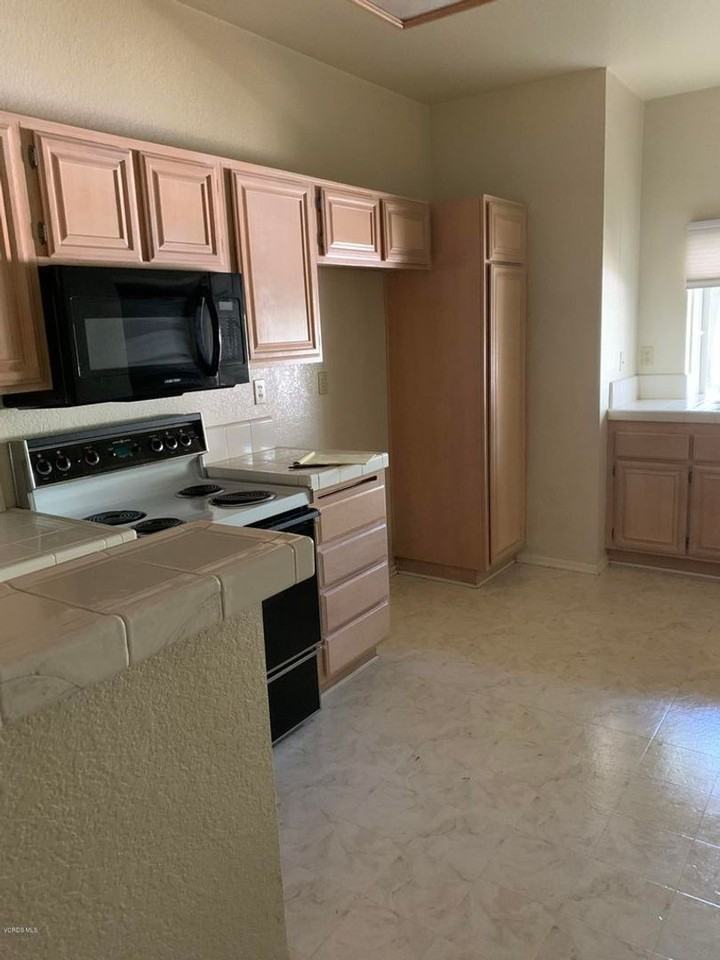 640 Indian Oak Ln #107 - Photo 4 of 5