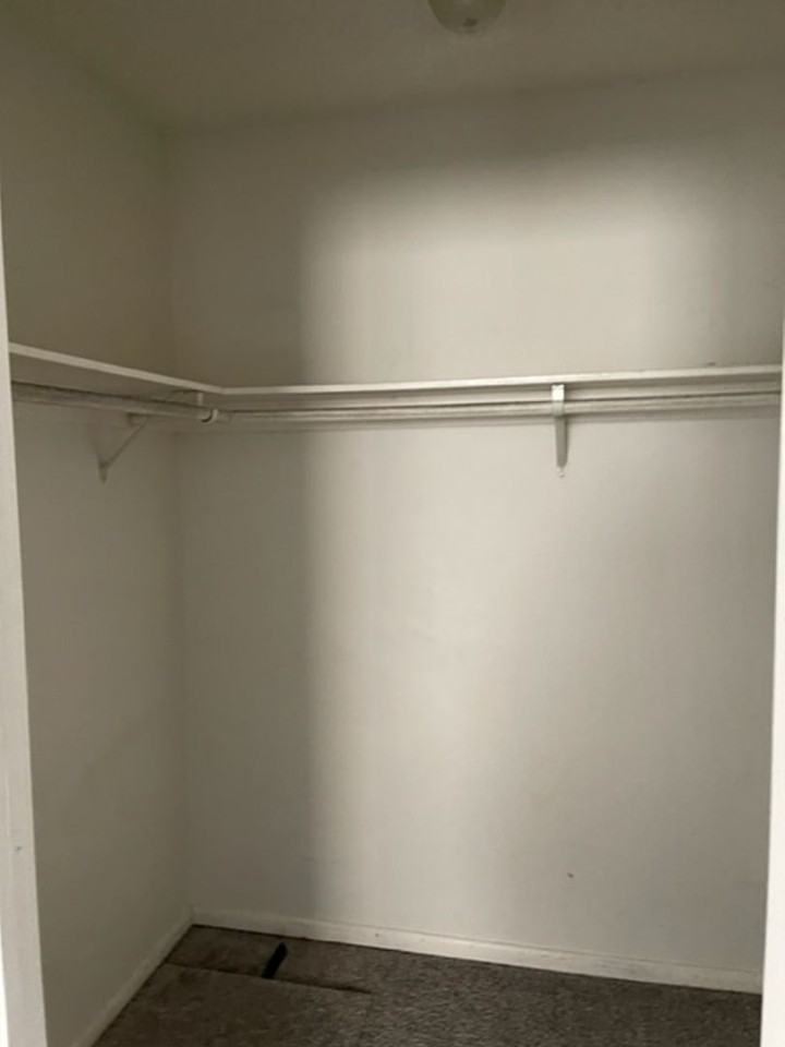 410 N 19th Ave - Photo 6 of 18