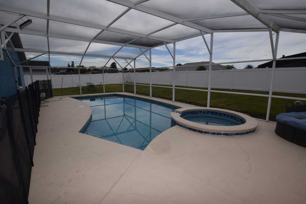 1090 Jason Ridge Ct - Photo 3 of 25