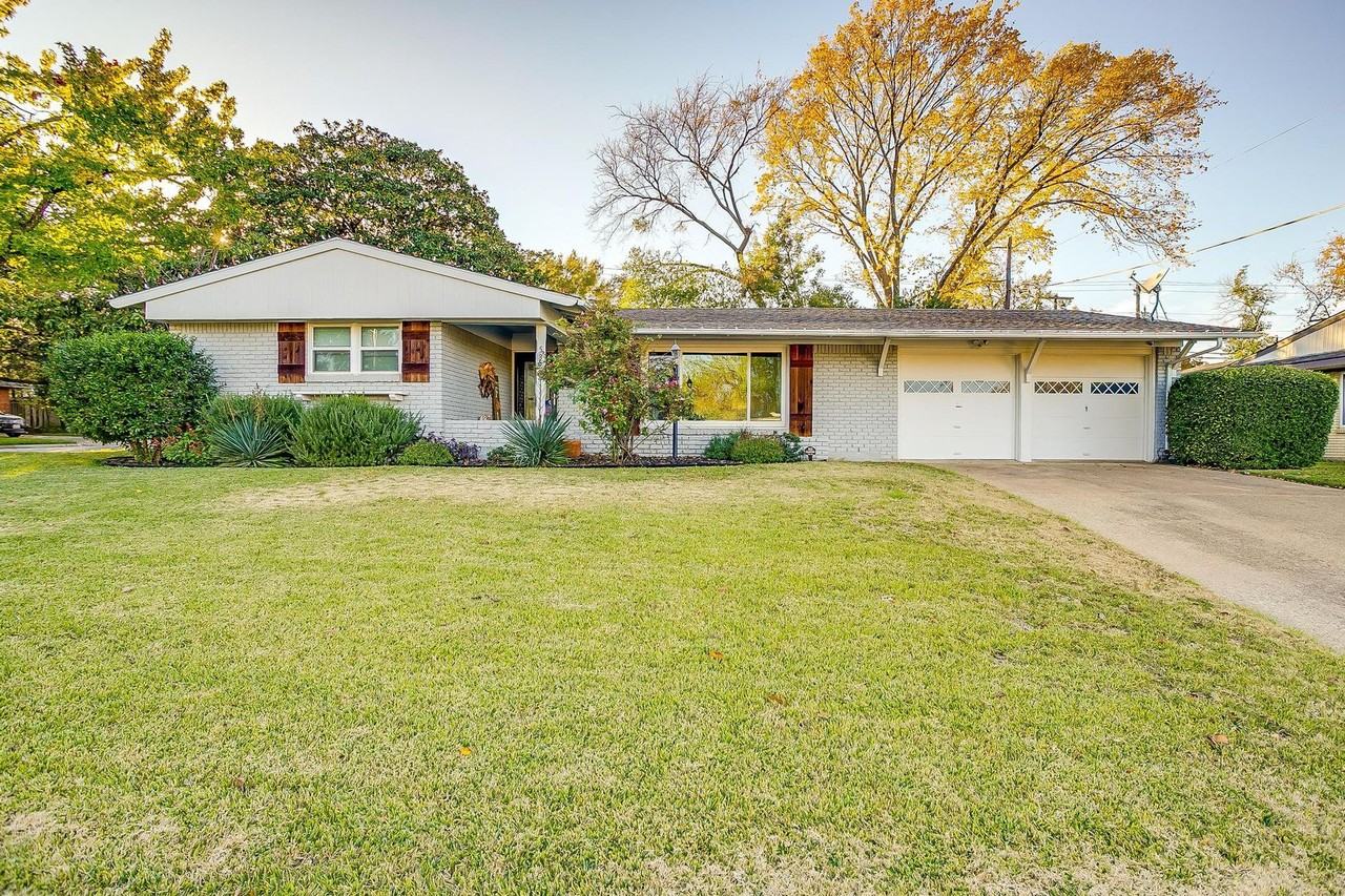 5328 Keswick Ave - Photo 3 of 47