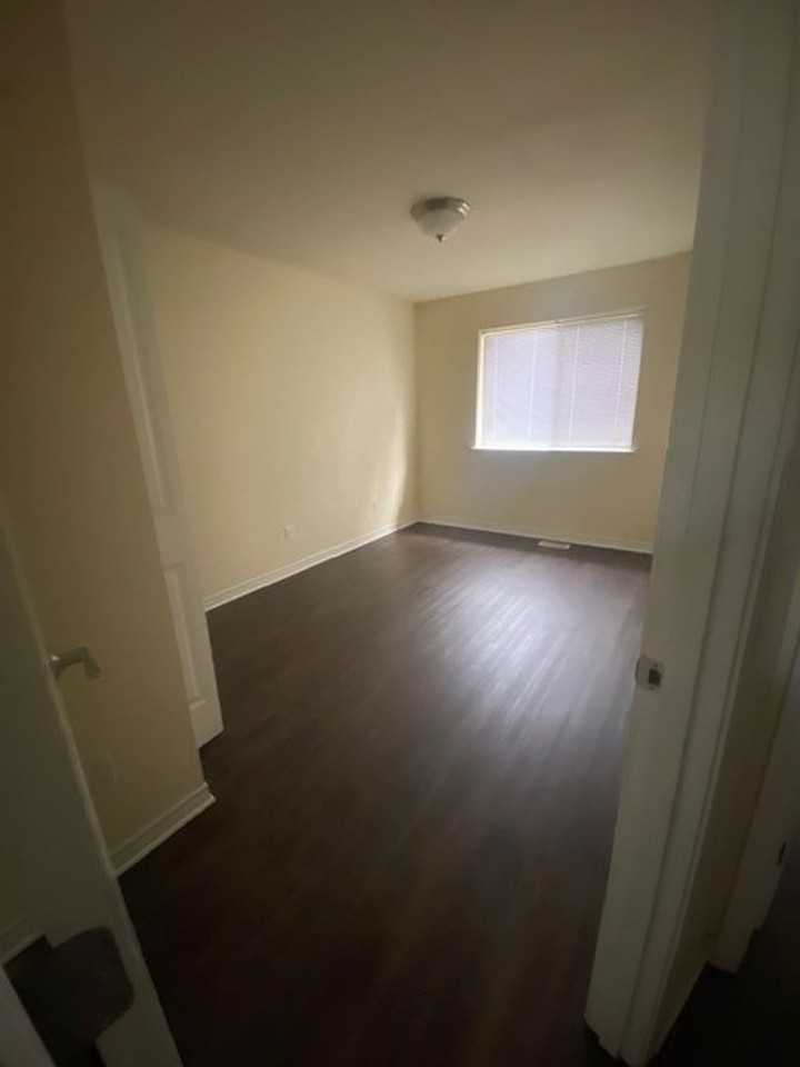 4050 Gloria Lane - Photo 6 of 12