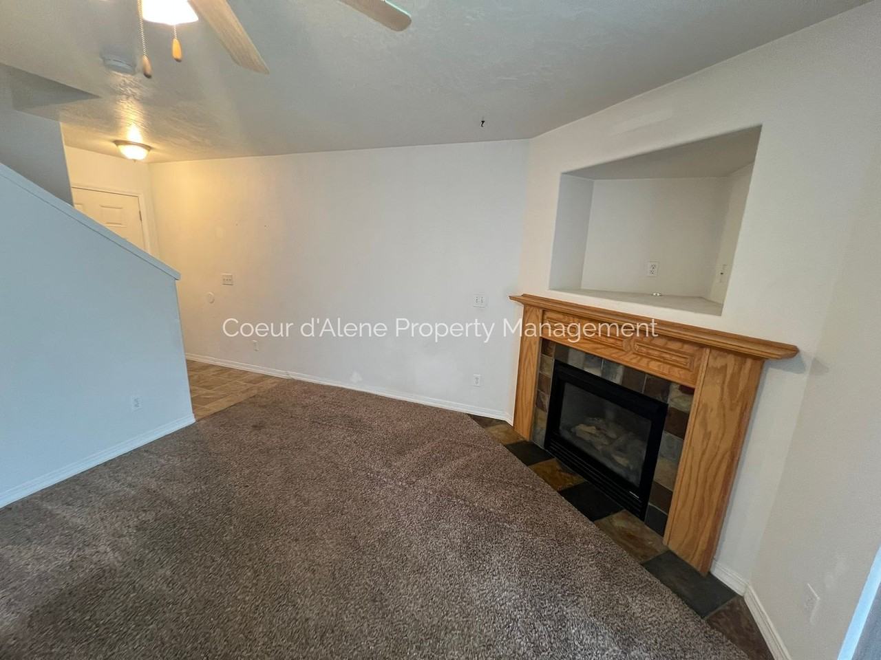 7403 N Calamonte Ln - Photo 2 of 10