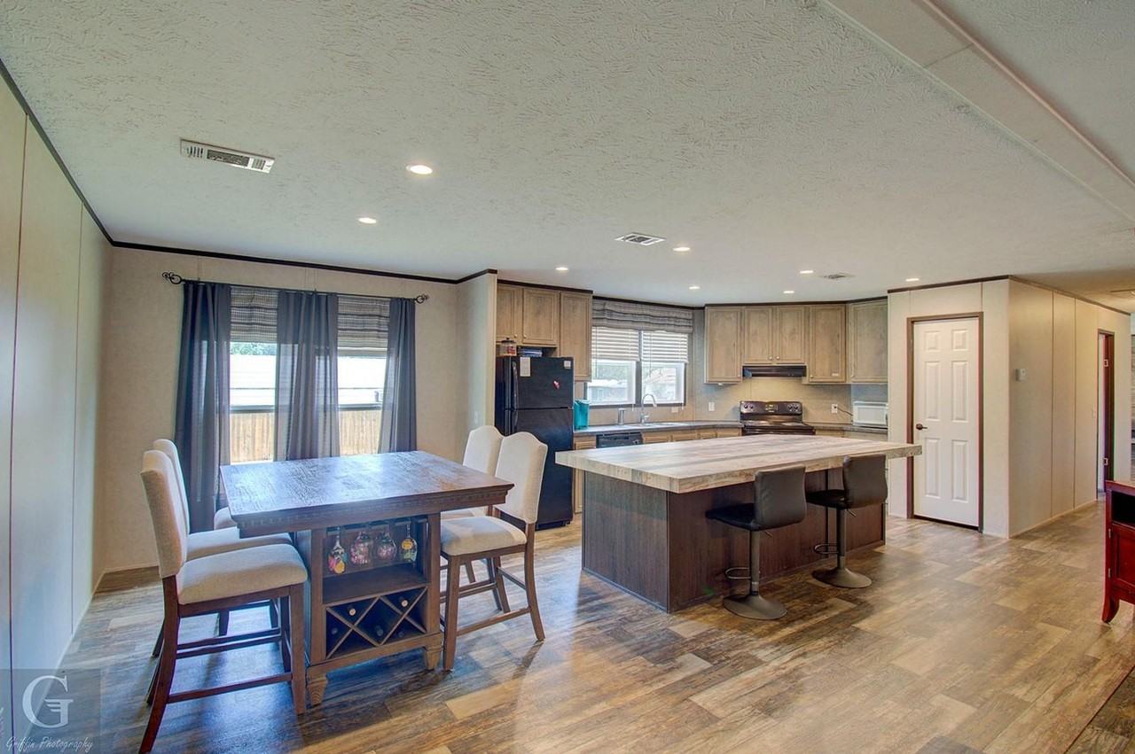 2153 Highway 2 - Photo 4 of 8
