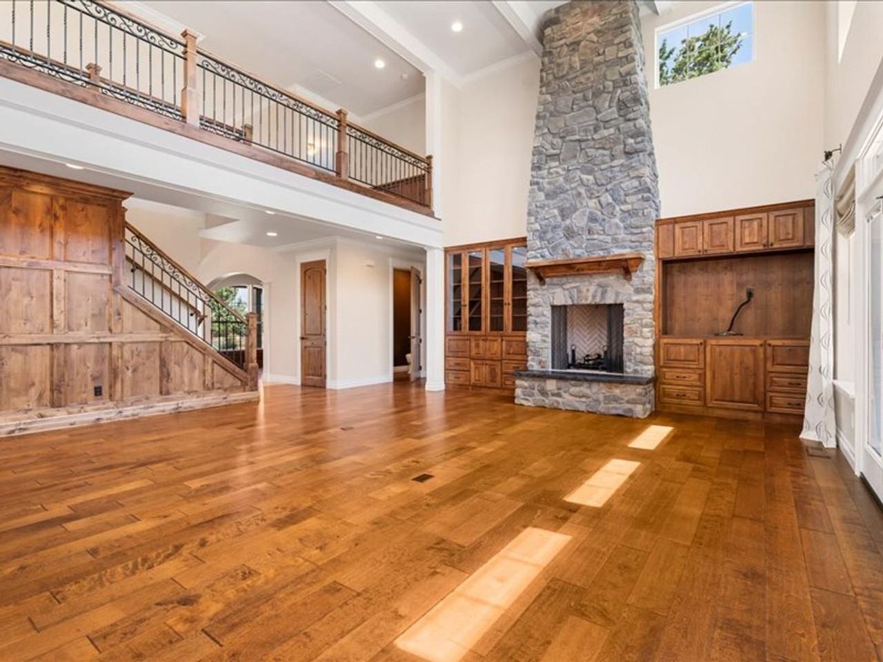 64420 Bailey Rd - Photo 2 of 46