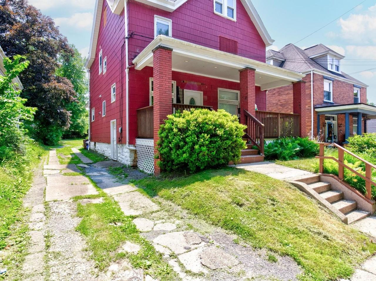 506 Bryan Ave - Photo 2 of 17