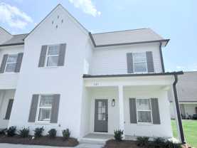 525 Rosewood Ln - Photo 1 of 1