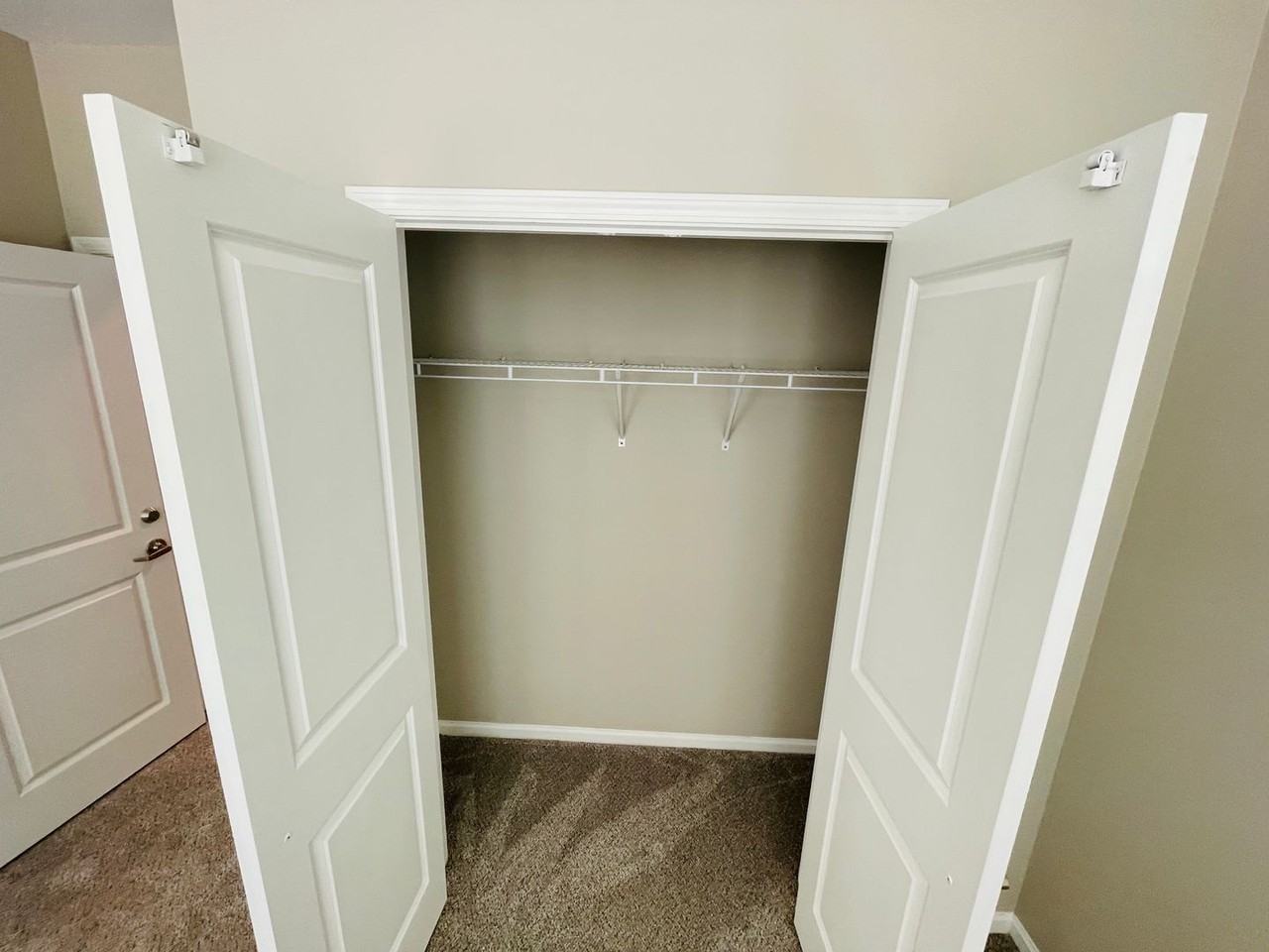 459 Olive Branch Way - Photo 6 of 32