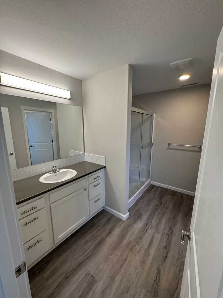 66 Sand Ridge Ct - Photo 6 of 20