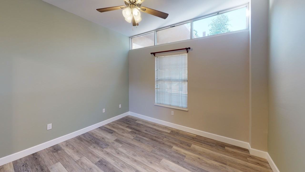 1700 Clinch Ave #104 - Photo 4 of 11