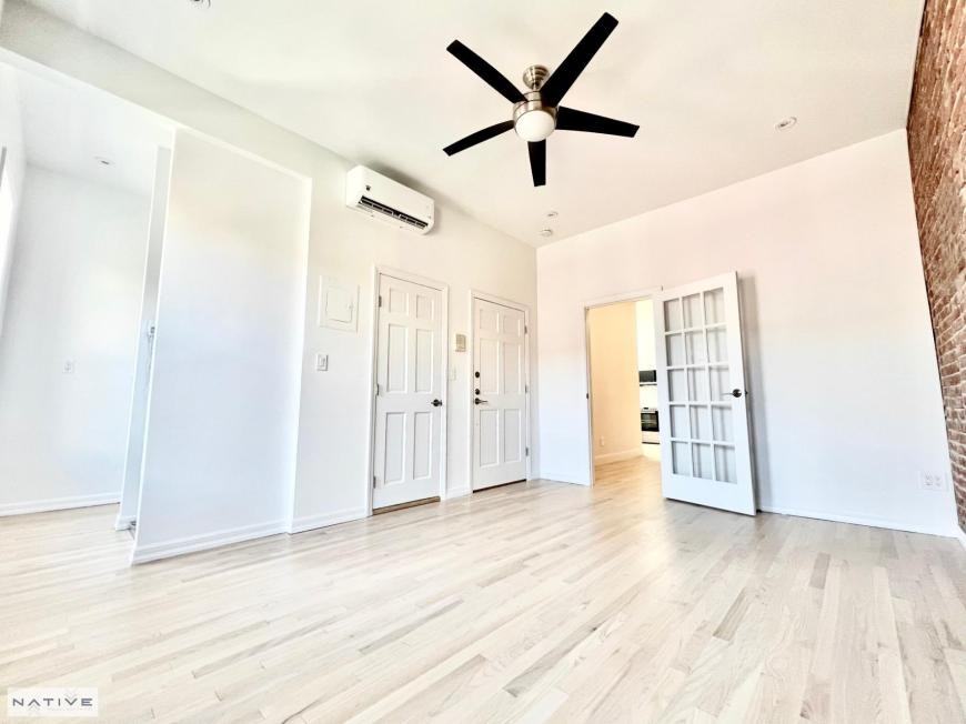 669 Manhattan Ave - Photo 3 of 9