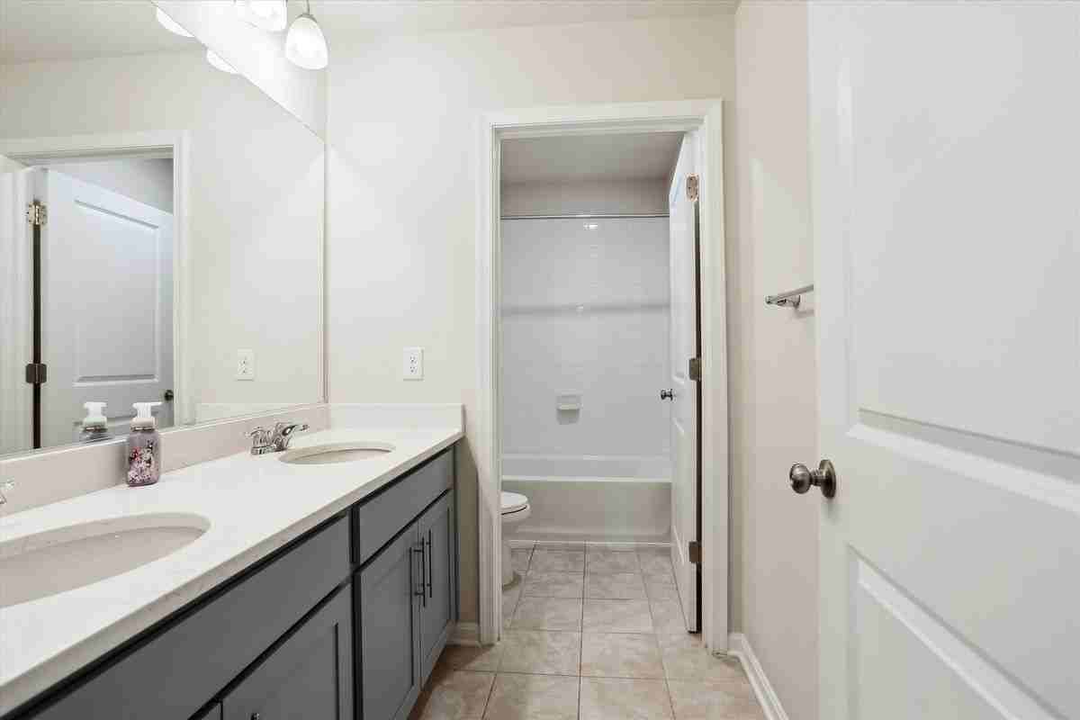 502 Cool Water Way - Photo 2 of 39