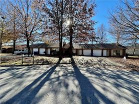 501 Sw 11th St #D - Photo 1 of 1