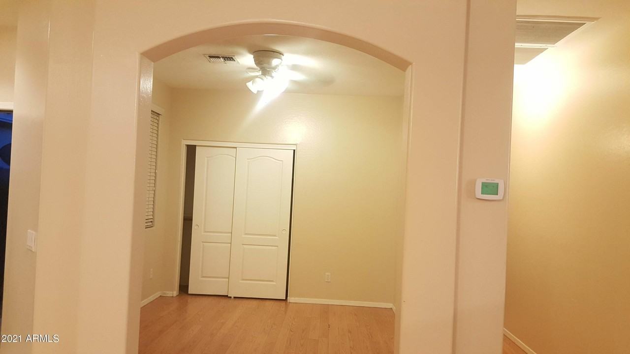 12522 W Campina Dr - Photo 4 of 16