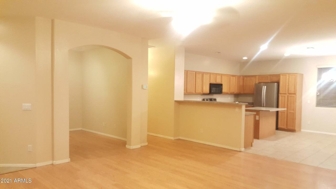 12522 W Campina Dr - Photo 6 of 16