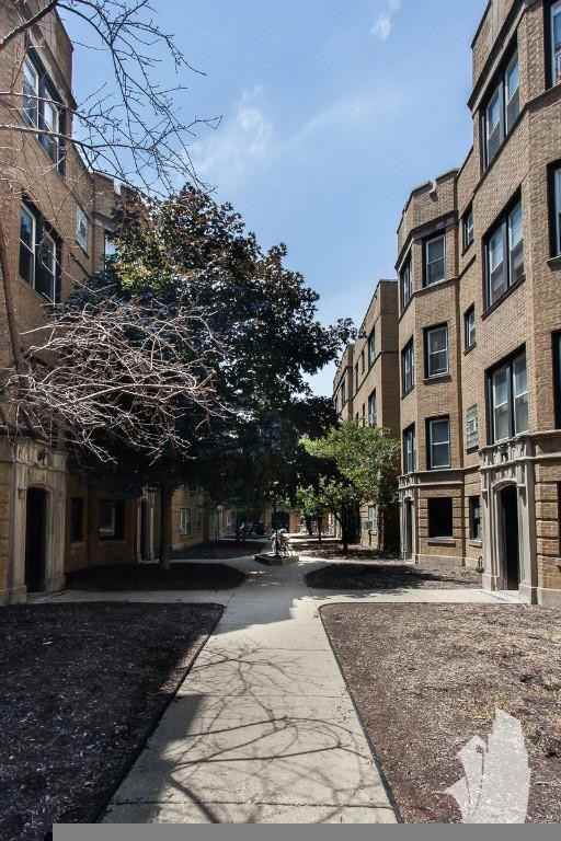 3912 N Pine Grove Ave #3924G - Photo 2 of 11