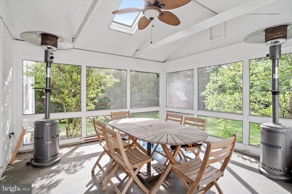 127 Westerly Road - Photo 6 of 30