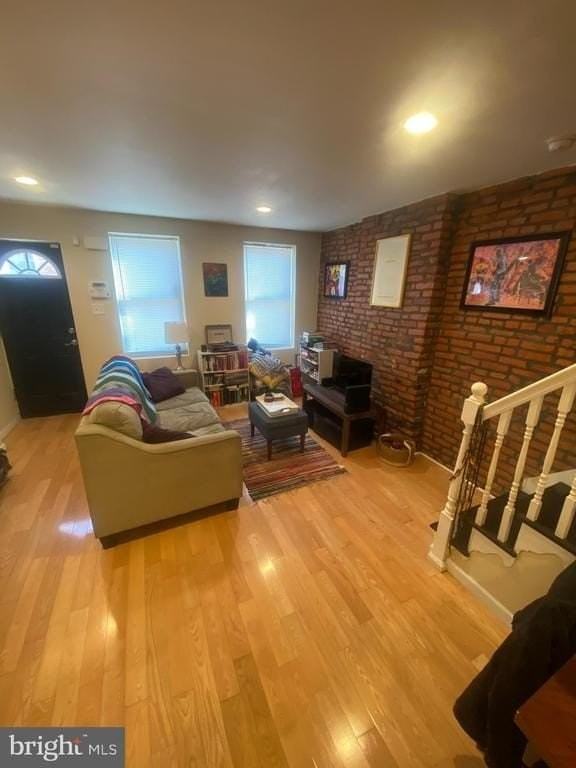 902 Cantrell St - Photo 2 of 11