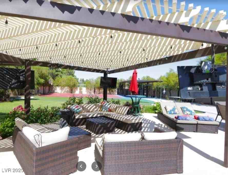 3160 Belcastro St - Photo 7 of 50