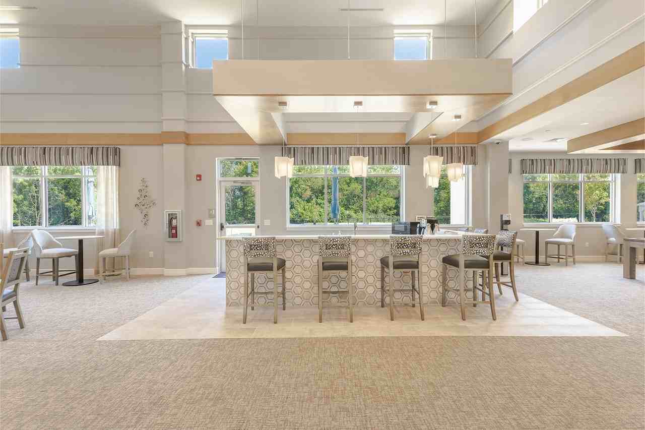 Fox Meadow Apartments - Photo 6 of 17