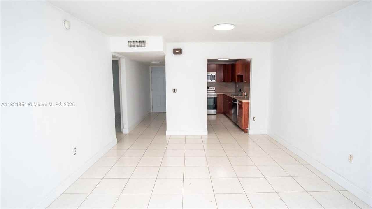 10090 Nw 80th Ct #1245 - Photo 5 of 23