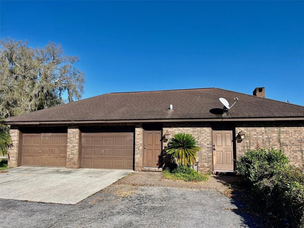 37700 Clinton Ave - Photo 2 of 25