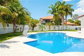 1328 Nw 93rd Ter - Photo 3 of 8