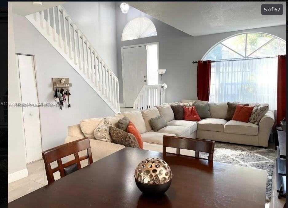 409 Nw 87th Ln - Photo 6 of 8