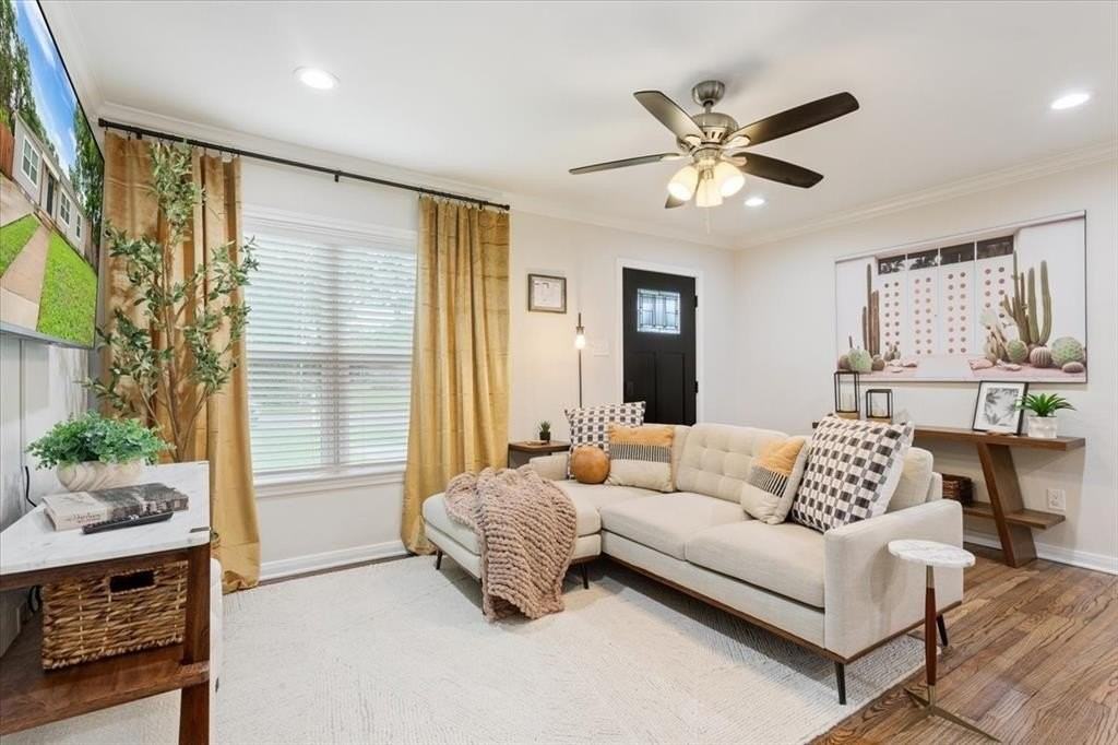 3413 N 26th St - Photo 7 of 30