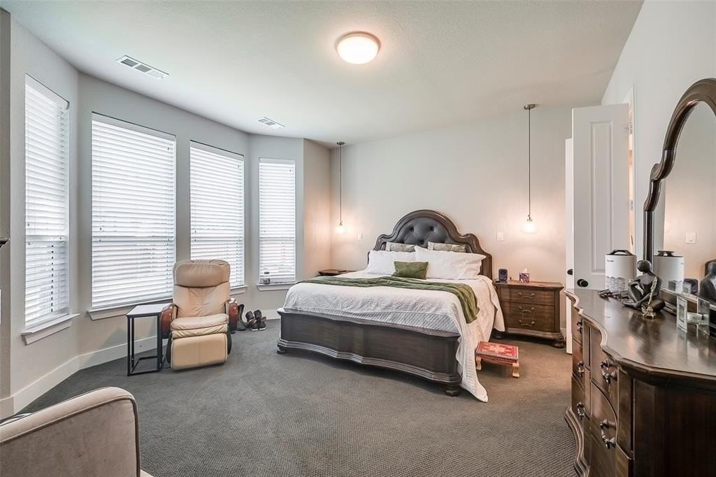 14925 Chipwood Dr - Photo 5 of 21