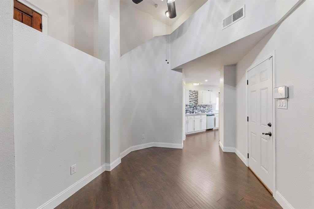 7936 Quest Ct - Photo 7 of 40