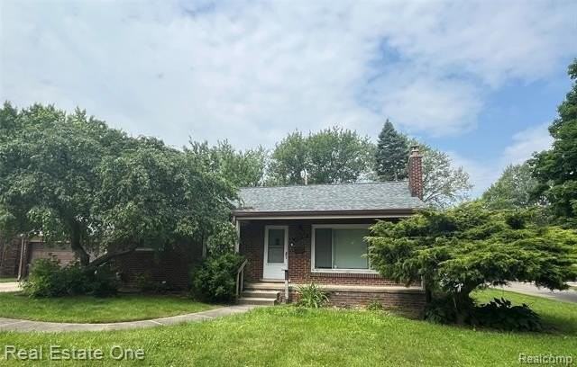 10053 Royal Grand - Photo 2 of 25